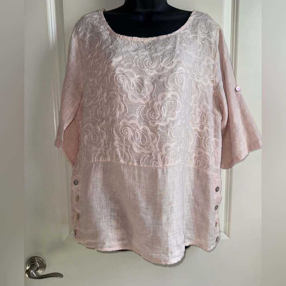 Lungo L’Arno Italian Linen Blush Women's Embroidered Blouse Button Accents SizeM